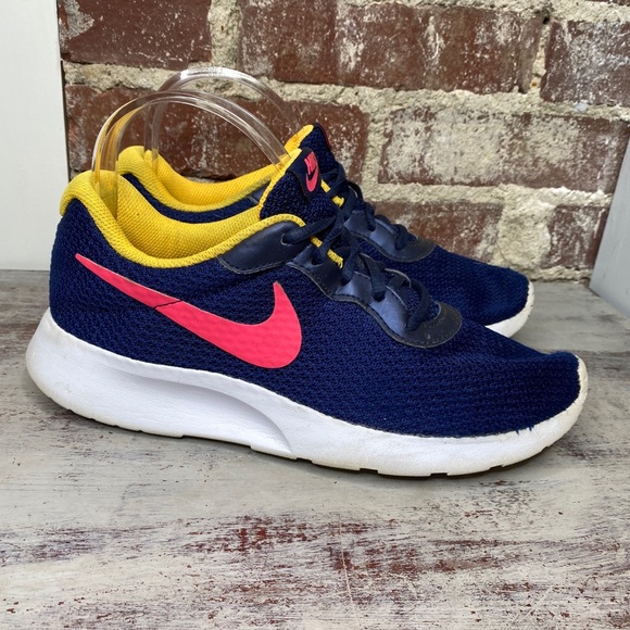 nike tanjun navy blue